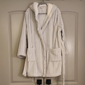 LC Lauren Conrad Plush Gray Robe